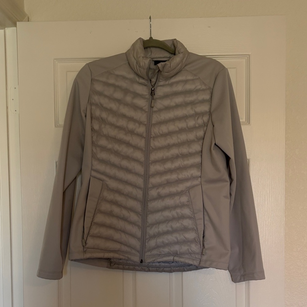 Women's Light Gray Puffer Jacket